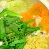 昆布とにんにくの出しが決め手☆野菜沢山！ラーメン鍋